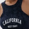 Жіноча майка-борцівка з принтом California West Coast темно-синя з вареним ефектом