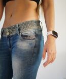 Jeans with rhinestones at the waist