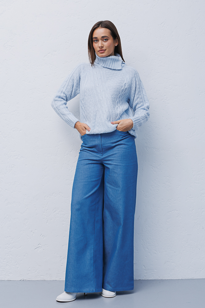 Women's knitted sweater light blue with a button-down collar