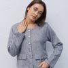 Короткий трикотажний кардиган на ґудзиках сірий
