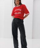 Women's T-shirt with the inscription London England red with milk edging