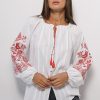 Жіноча вишиванка біла з червоною вишивкою хрестиком