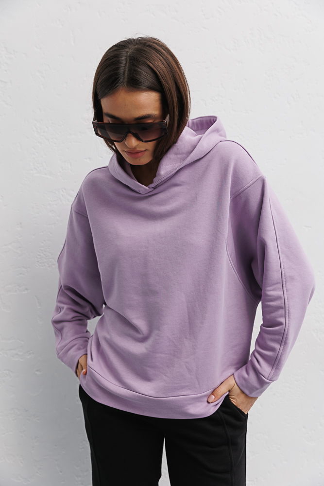 Women's lilac hoodie with curly armholes