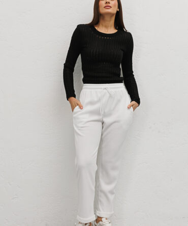 Women's milky knitted trousers with lapels