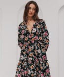 Short floral dress black with long sleeves