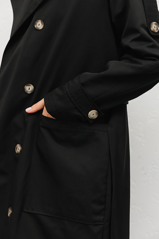 Women's long trench coat in black