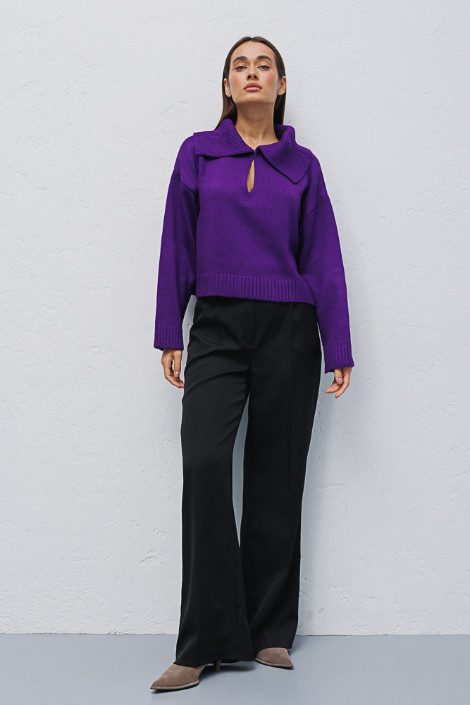 Women's knitted sweater dark purple with a turn-down collar