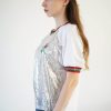 Футболка з паєтками та вишивкою стрикоза
