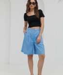 Linen women's Bermuda shorts in blue