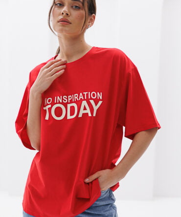 Women's oversized T-shirt with print No inspiration today red