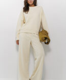 Women's sweatpants straight cream