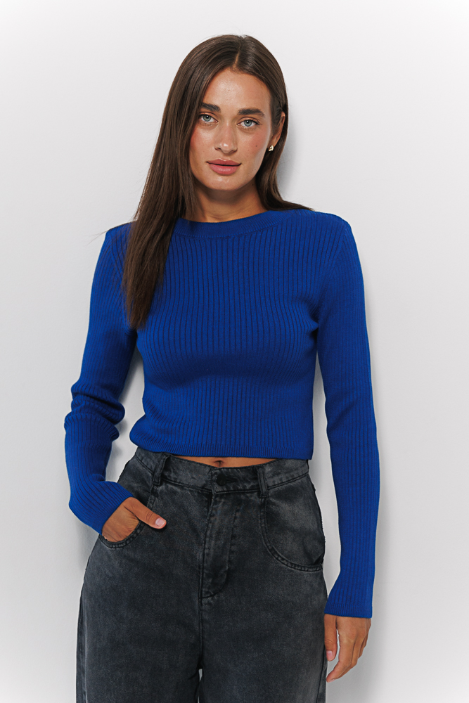 Cropped knitted blouse electrician with long sleeves