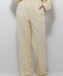 Women's Sweatpants in Cream with a Back Pocket