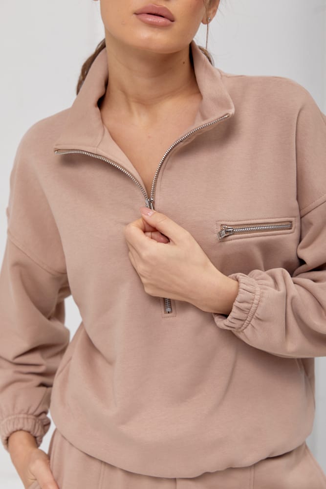 Beige women's tracksuit with zippered sweatshirt