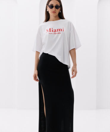 Women's oversized white T-shirt with Miami print