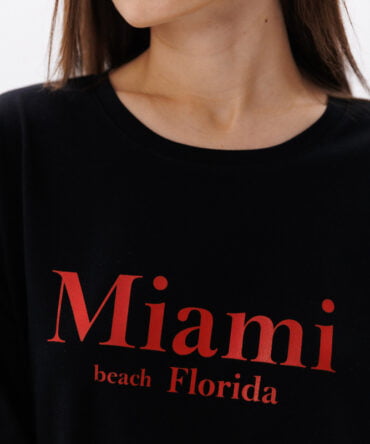 Women's oversized black T-shirt with Miami print