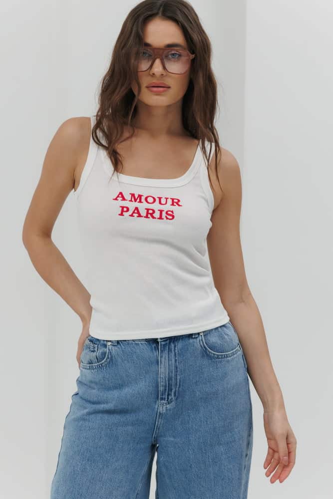 Жіноча майка в рубчик біла з червоною вишивкою Amour Paris