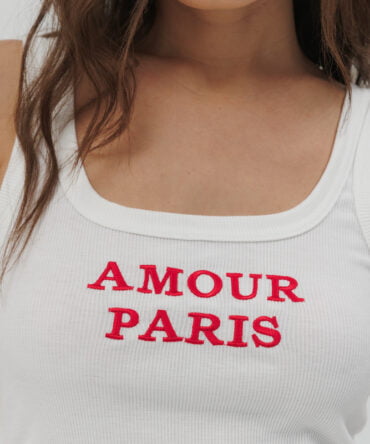 Жіноча майка в рубчик біла з червоною вишивкою Amour Paris