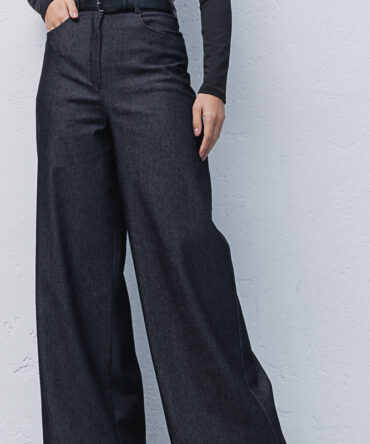 Women's palazzos made of black cotton