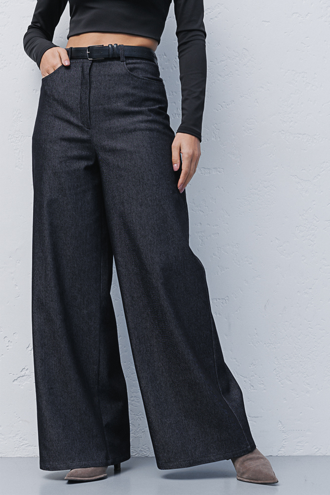 Women's palazzos made of black cotton