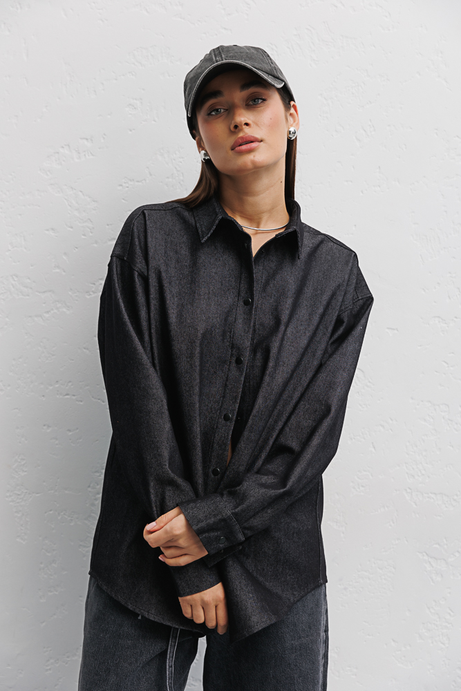 Women's shirt with cotton under jeans black