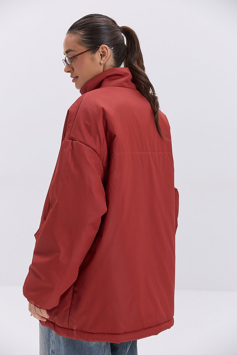 Жіноча демісезонна куртка oversize з плащовки темно-червона