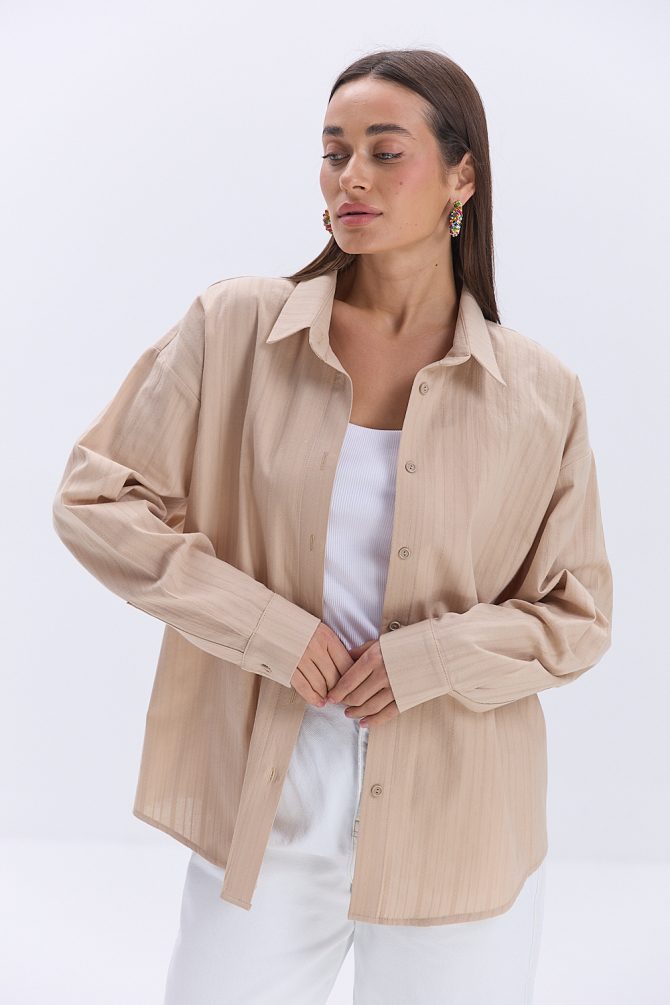 Жіноча сорочка oversize з батиста бежевого кольору