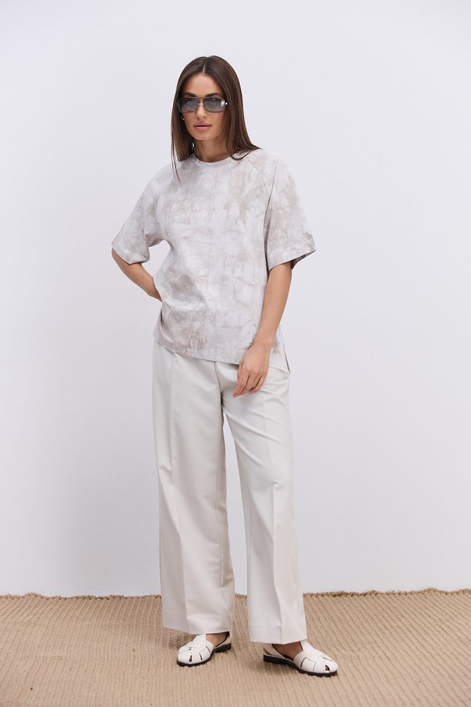 Жіноча футболка oversize бежева з ефектом Tie-Dye і розрізами з боків