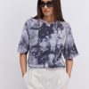 Жіноча футболка oversize графітова з ефектом Tie-Dye і розрізами з боків