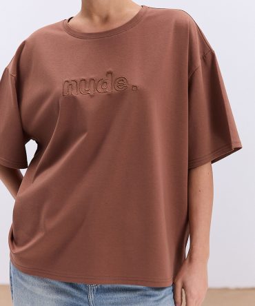 Жіноча футболка oversize коричнева з вишитим написом Nude