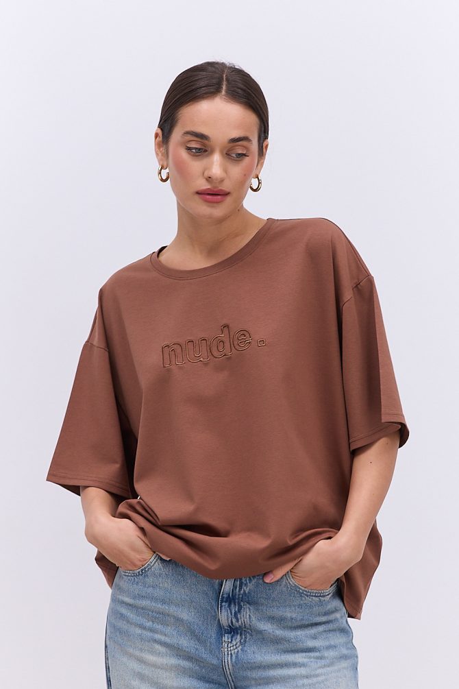 Жіноча футболка oversize коричнева з вишитим написом Nude