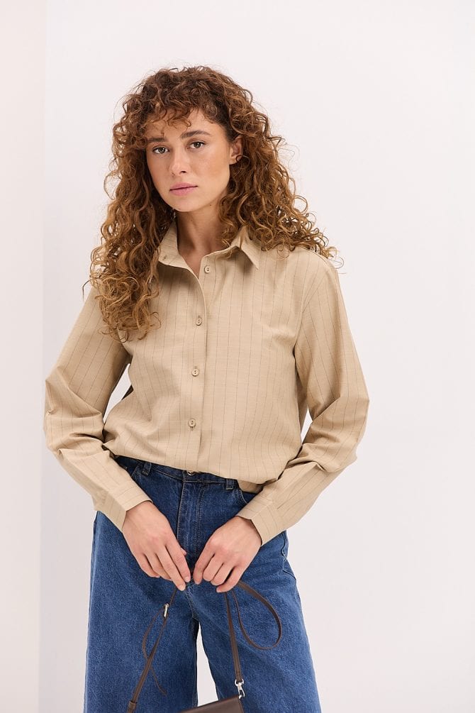 Жіноча смугаста сорочка oversize бежева