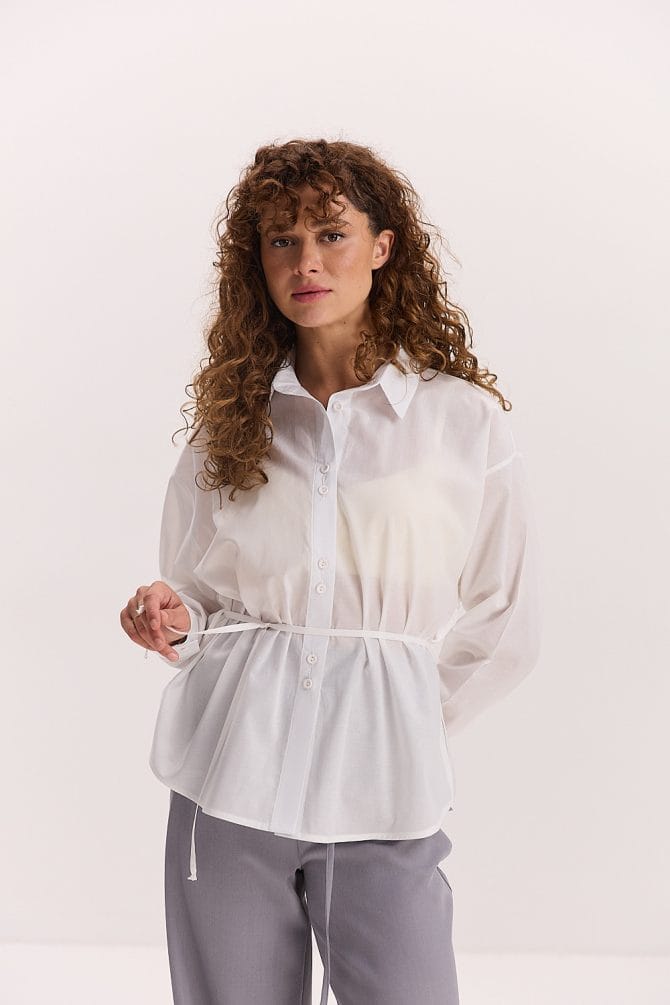 Жіноча сорочка oversize молочна зі шнурком на талії