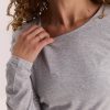Жіночий костюм зі штанами і лонгслівом з віскози сірий з меланжем