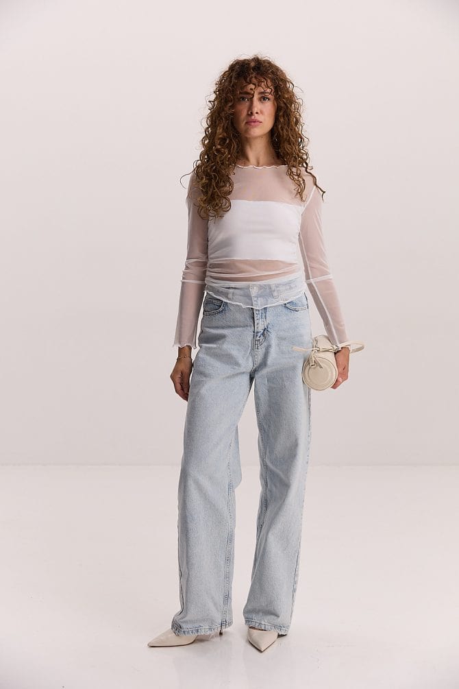 Жіночий кроп-топ з довгими рукавами молочний з сіточки зі вставкою