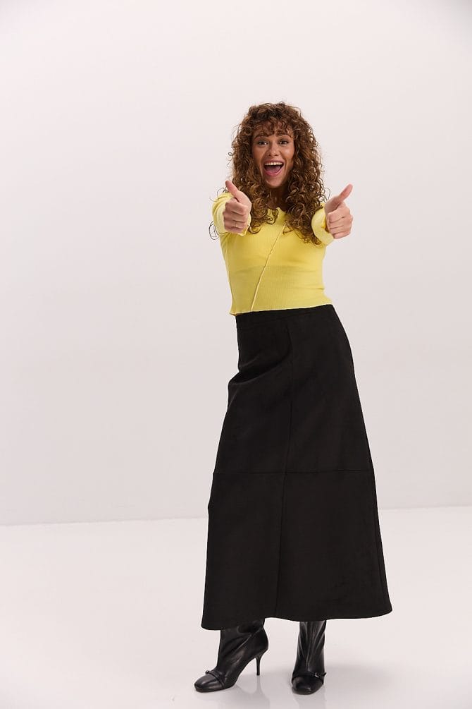 Кроп-топ з довгими рукавами жовтий зі швами назовні