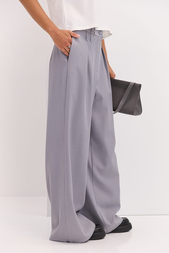 Жіночі штани-палаццо зі складками сірі