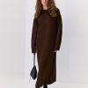 В`язана довга сукня oversize шоколадного кольору