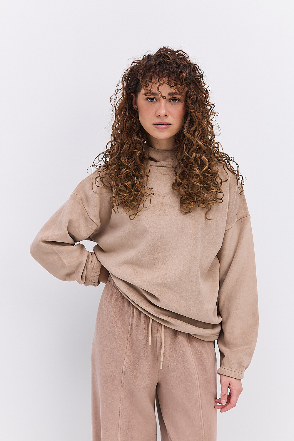 Жіноче флісове худі темно-бежевого кольору
