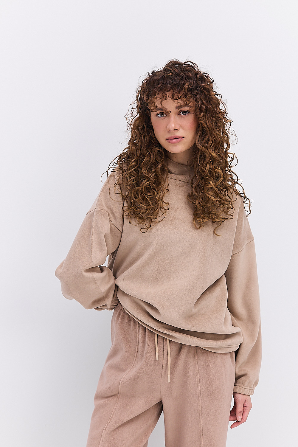 Жіноче флісове худі темно-бежевого кольору