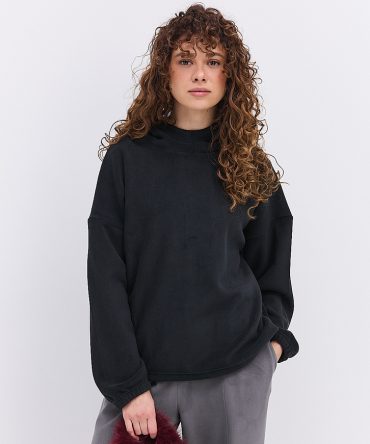 Жіноче флісове худі чорного кольору