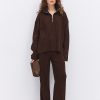 Жіночий в`язаний костюм шоколадний з кофтою на блискавці вгорі