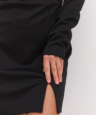 Коротка вечірня сукня чорна з відкритими плечима