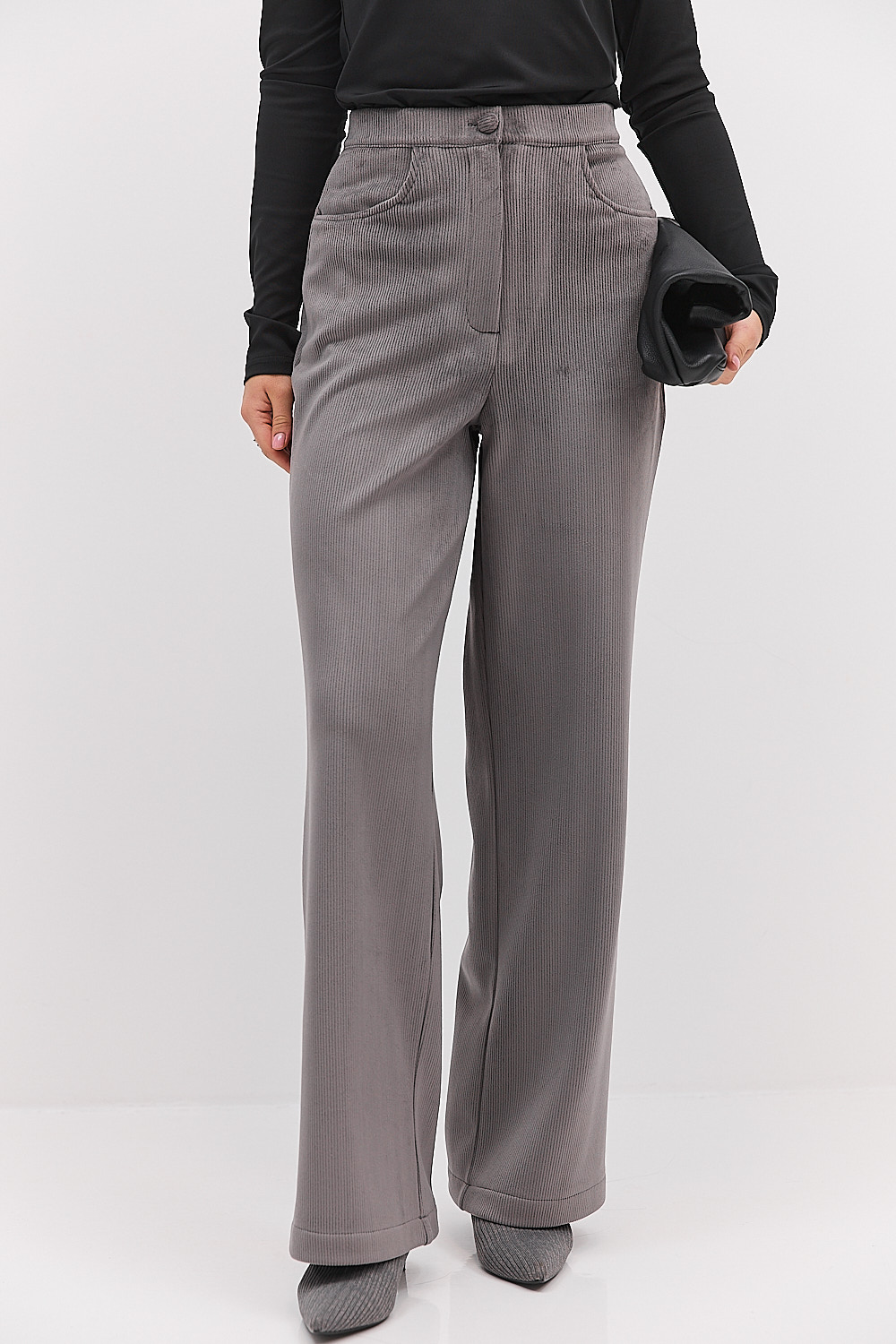Жіночі класичні штани з утепленого вельвету сірі