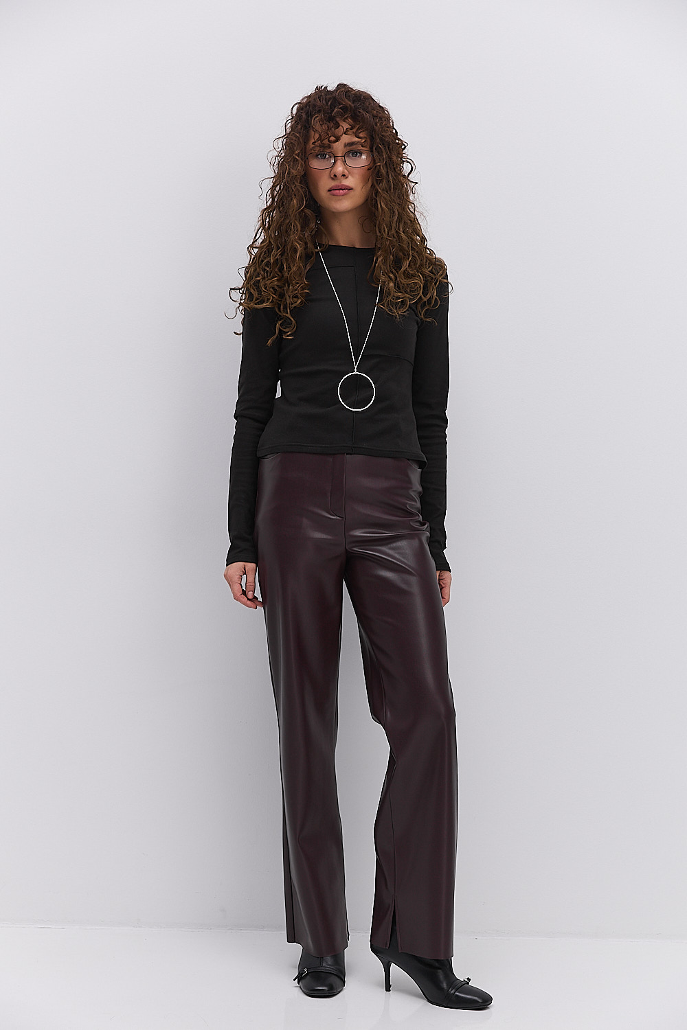 Жіночий флісовий лонгслів чорний зі швами навиворіт