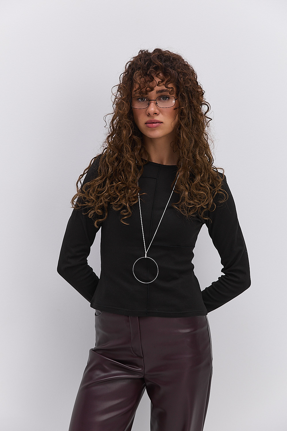 Жіночий флісовий лонгслів чорний зі швами навиворіт