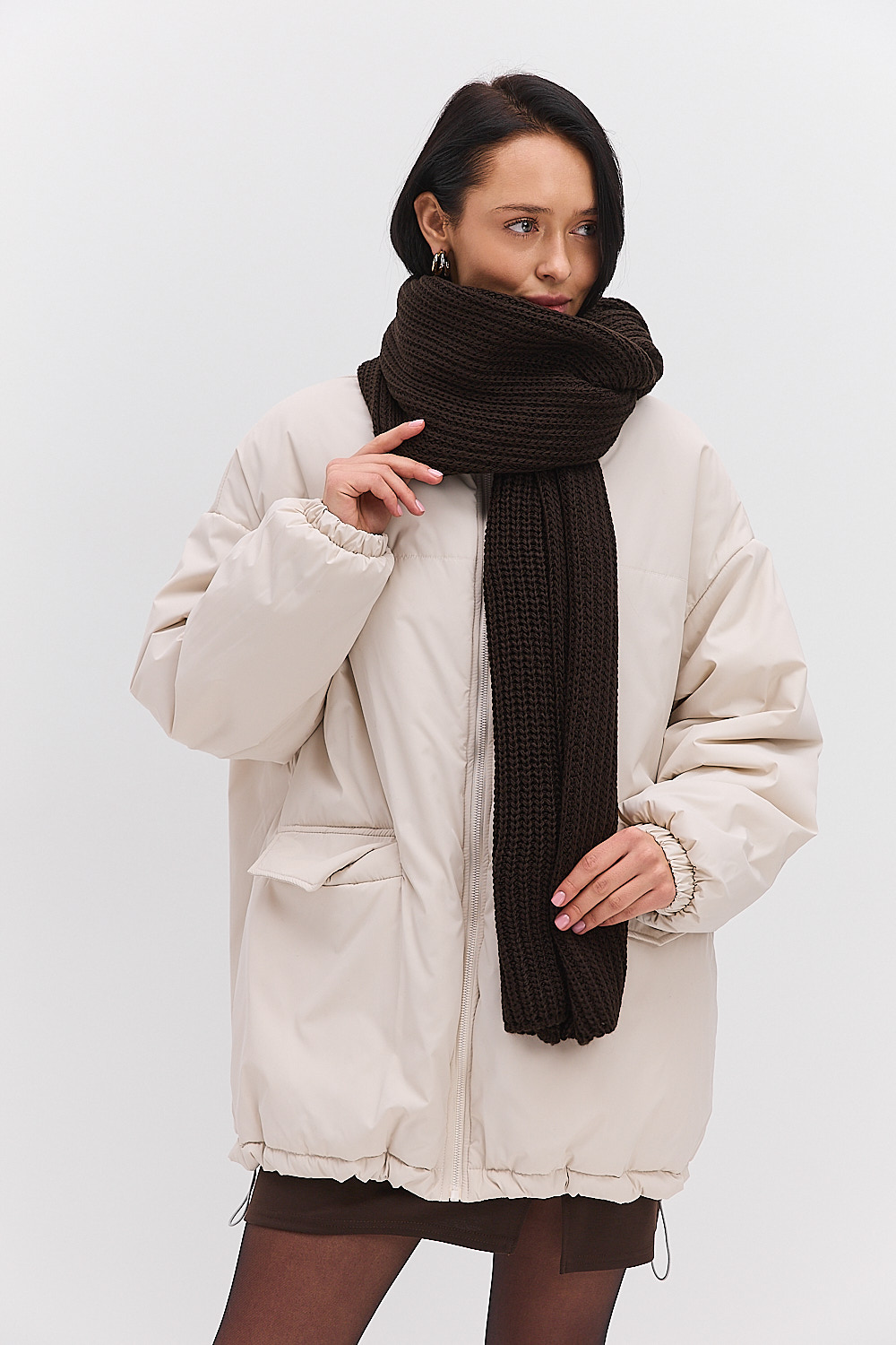 Жіночий в`язаний шарф зимовий темно-шоколадного кольору