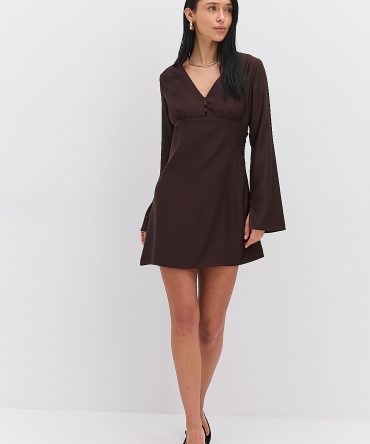 Вечірня атласна сукня коротка шоколадного кольору