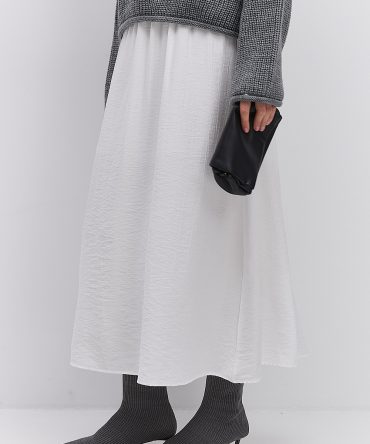 Спідниця міді молочна з жатого штапелю