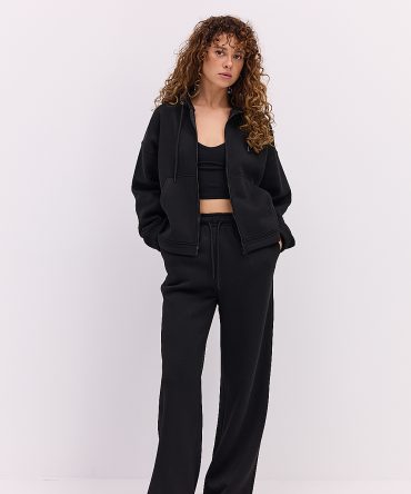 Жіночий спортивний костюм утеплений з зіп-худі чорний